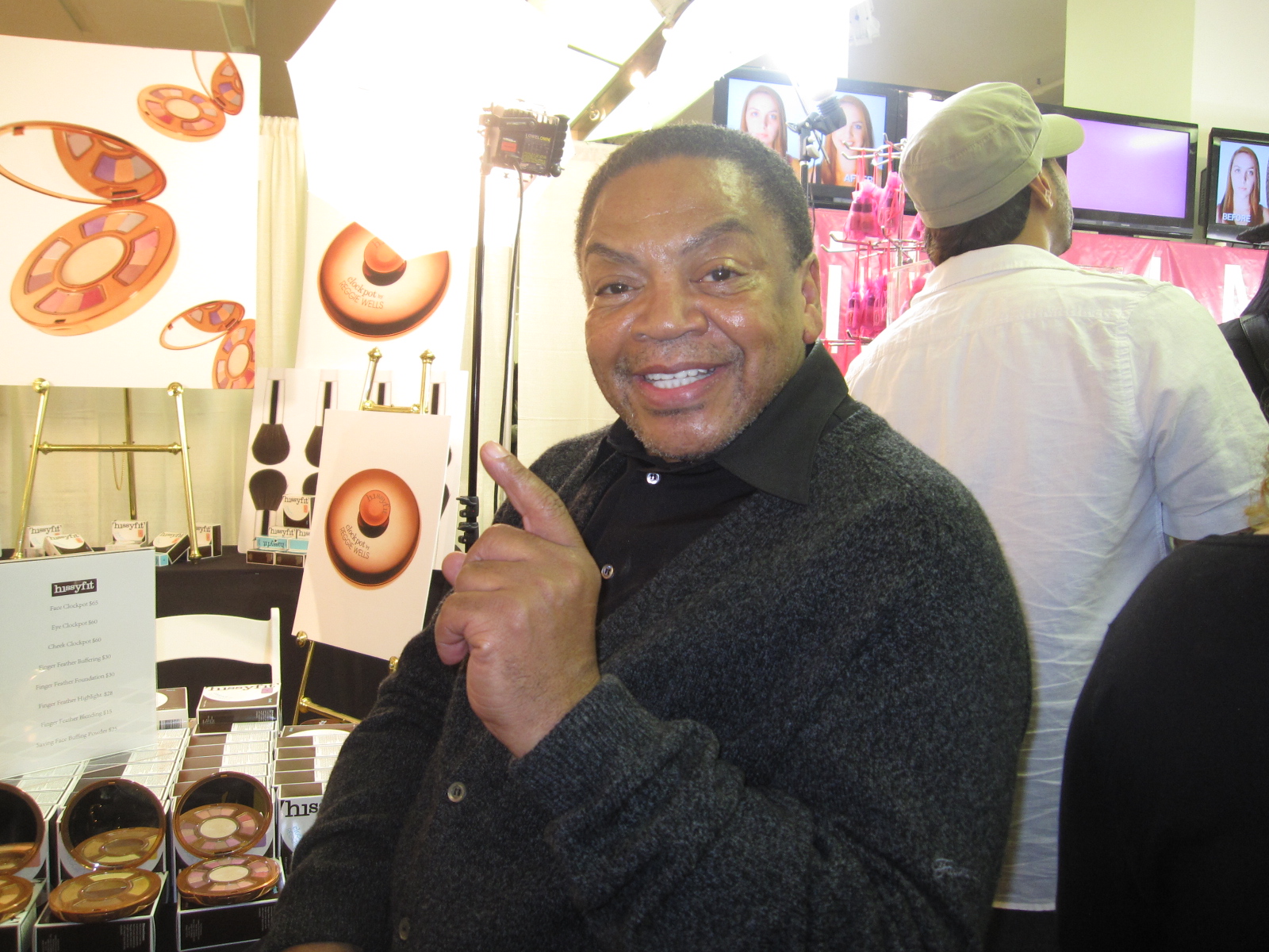  Reggie Wells Makeup Artist to Oprah