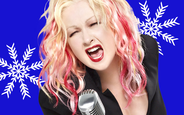  Cyndi Lauper ‘Home for The Holidays’ in a passionate display of  ‘True Colors’